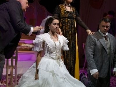 Бешеные деньги