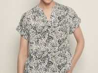 Блузка с коротким рукавом и принтом