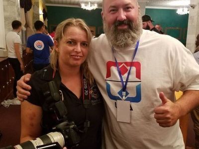 Мы не будем говорить о политике, религии или других вещах, которые могут разделить нас 