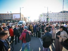 Глава Якутии принял участие в праздничных мероприятиях проекта «Проспект Победы»