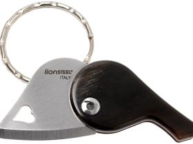 Нож-брелок складной сердце LionSteel LB CO - LionBeat Horn, сталь 440, рукоять черный рог