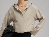 Легкая куртка изо льна и вискозы