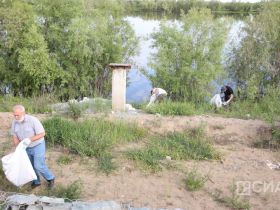 В Якутске прошел субботник «Особенности национальной уборки»