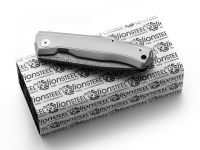 Складной нож LionSteel MT01, сталь дамаск, рукоять титан, серый
