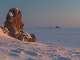 Арктическая снегоходная экспедиция «К Каменным Людям Сундуруна через кряж Суор Уйата».