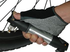 Компактный насос Topeak Two Timer TTT-2 (черный / серебристый)