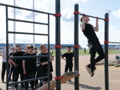 «Физика» требует выносливости и навыка