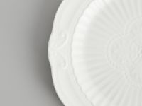 Тарелка Emboss White I