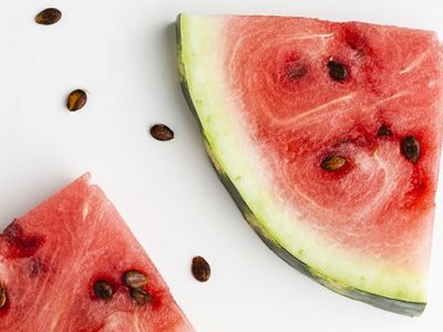 Можно ли есть арбуз с косточками?