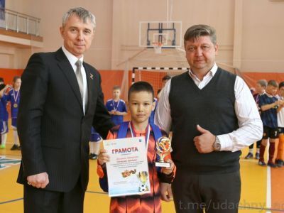 Футбольный кубок «Карат» прошел в Удачном