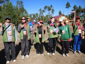 Глава Якутии встретился с активной молодежью на турслете «Турсун-2025»