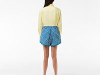 Женские лёгкие шорты Lacoste