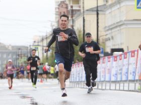 Стали известны имена победителей марафона Олонхо в Якутске