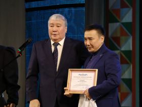 В Якутии состоялся торжественный вечер «Саха тыла саҕар кыыма»