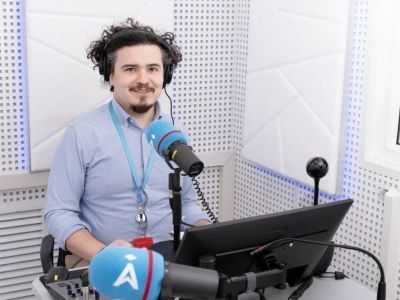 Григорий Ифтодий о «фишках» радио «Алмазный край»