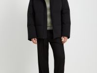 Оверсайз пуховик с воротником-стойкой