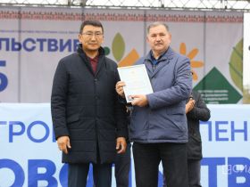 В Якутске открыли выставку-ярмарку «Продовольствие-2025»