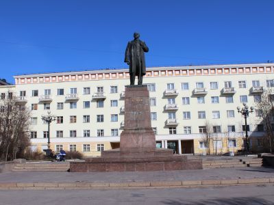 Памятник В.И.Ленину