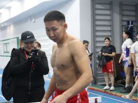 Мас-рестлеры прошли взвешивание перед командным Кубком Федерации