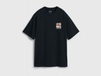 Футболка с арт-принтом, Черный