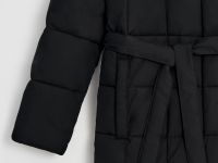 Стеганое утепленное пальто с капюшоном