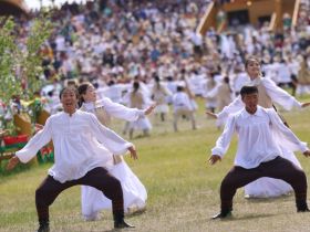 Фото: открытие Ысыаха Туймаады-2025