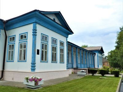 Дом культуры, в котором проходили встречи М.А. Шолохова с общественными деятелями и деятелями культуры