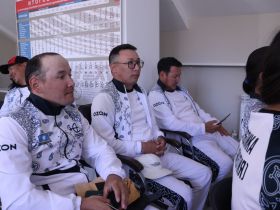 Сборной Якутии по стрельбе из лука вручили спортивную форму перед чемпионатом России