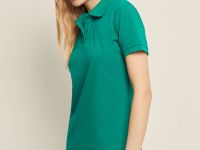 Поло приталенного силуэта с вышивкой