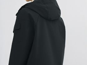 Утеплённая парка с капюшоном, Черный
