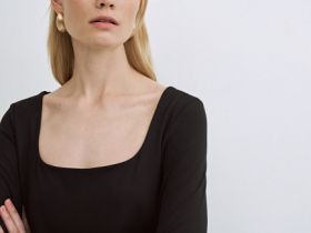 Лонгслив с квадратным вырезом, Черный