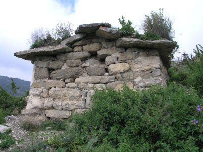 Полуназемный склеп Дзугкоевых