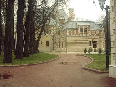 Флигель