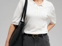 Легкий джемпер-поло прямого кроя