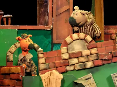 Билеты на Как лиса медведя обманывала, да потом сама попалась (Московский театр кукол. Камерная сцена) / Театр | Афиша | ИнфоТаймс