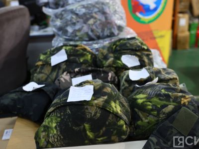 Свыше 200 тонн грузов с гумпомощью отправлены из Якутии в зону СВО