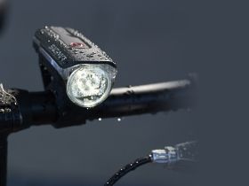 Sigma Фонарь Sigma Aura 60, цвет Черный