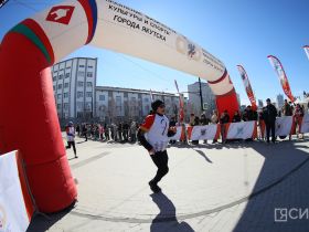 В Якутске состоялся забег наследников Победы «Помним! Гордимся! Благодарим!»