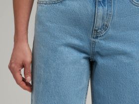 Джинсы расклешенного кроя