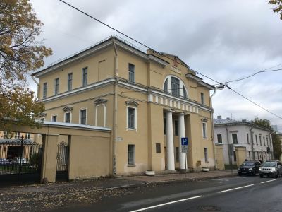 Управление городовое с оградой и воротами