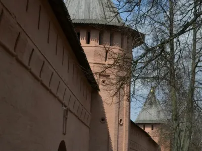 Прясло стены между Северной башней и Южной башней