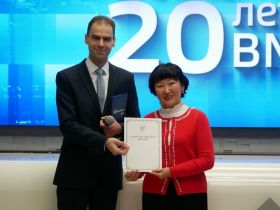 Сотрудников ГТРК «Саха» поздравили с 20-летием телерадиокомпании