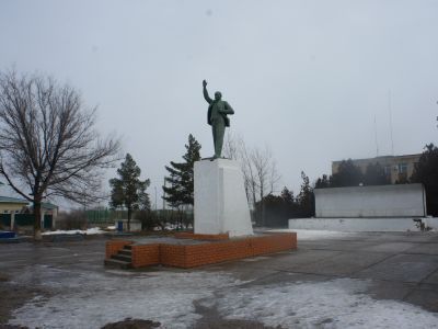 Памятник В.И.Ленину