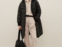 Пальто утепленное с воротником-стойкой