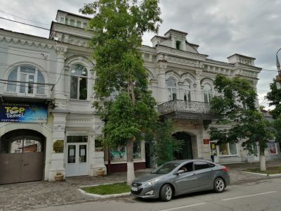 Дом С.П. Петрова с магазином сельскохозяйственных машин