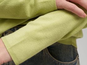 Легкий базовый джемпер прямого кроя