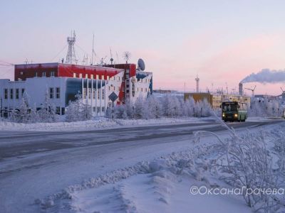 В поселке Айхал проходят мероприятия по санитарной очистке и благоустройству