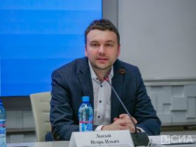 Презентованы медали и чорон абсолютного победителя Кубка главы Якутии по шахматам