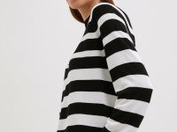 Джемпер в полоску свободного силуэта