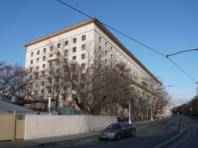 Жилой корпус с общежитием для курсантов, 1933 - 1940 гг., архитектор И. А. Голосов